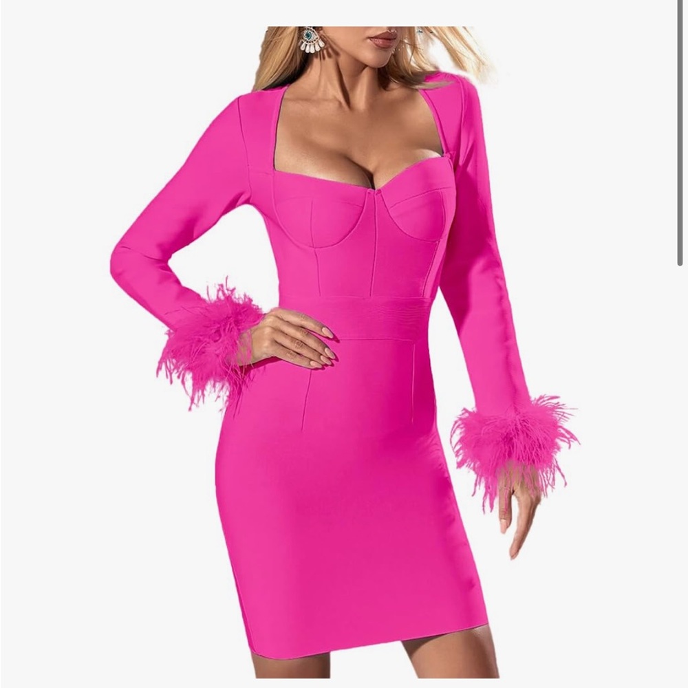 NWT neon pink bandage mini dress with fur trim sleeves